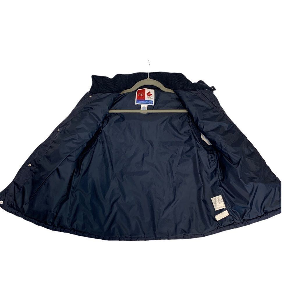 𝅺HUDSON Bay Navy Olympic Vest - Picture 5 of 10